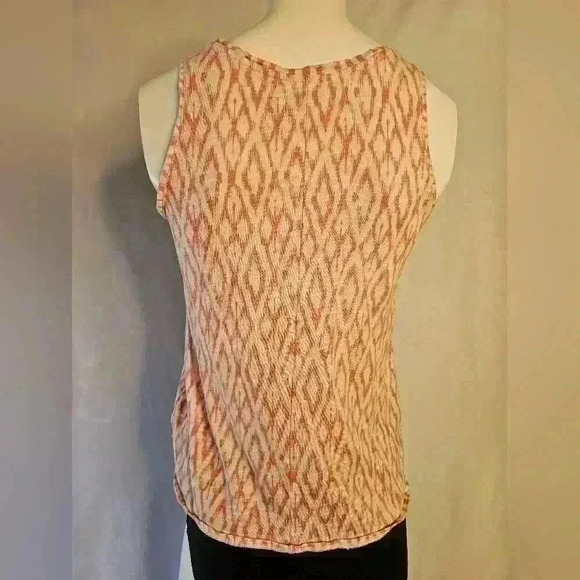 Banana Republic Malibu Tee Pink & Cream Print Sleeveless Tank - Size XS - Picture 3 of 3